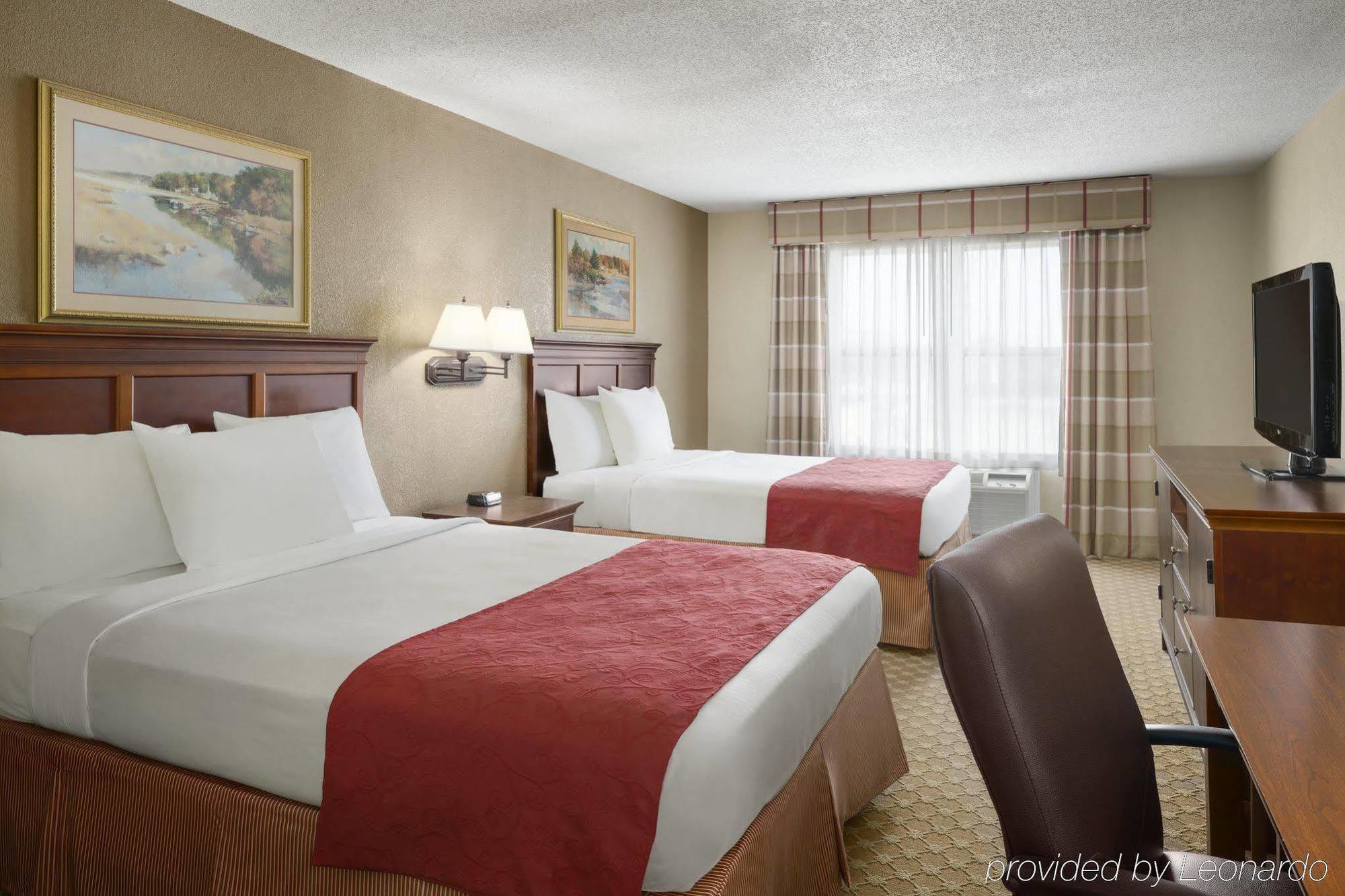 Holiday Inn Express & Suites Elyria, An Ihg Hotel Exterior photo